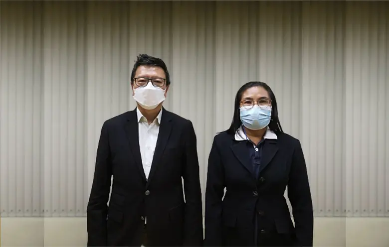 คุณสุรเดช ทวีแสงสกุลไทย กรรมการผู้จัดการใ...