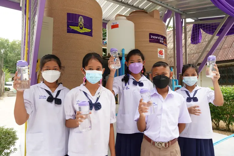 ธนาคารไทยพาณิชย์ร่วมกับกองทัพอากาศเดินหน้าโครงการจัดหาน้ำอุปโภคบริโภคเพื่อเสริมสร้างคุณภาพชีวิตที่ดีให้ชุมชนด้วยพลังงานสะอาดต่อเนื่องเป็นปีที่ 7