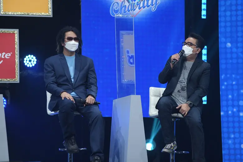 แอนดี้ - ต้าร์ - ฟอร์ด วางไมค์จับตะหลิว หิ้ว "กะเพราคนจน" แจกช่วงโควิด เปิดใจกลาง ลูกทุ่งไอดอล charity เจอเคสสลดจนน้ำตาทะลัก!!