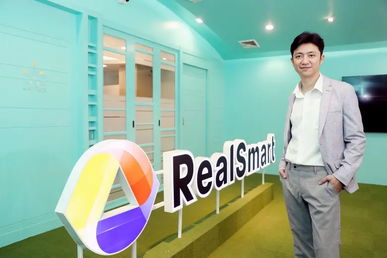 โดย : ภูกิจ ดิศธรานนท์ ผู้ก่อตั้งและประธา...