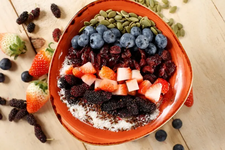 อาซาอิเบอร์รี คือผลไม้ที่ มีลักษณะทรงกลม ...