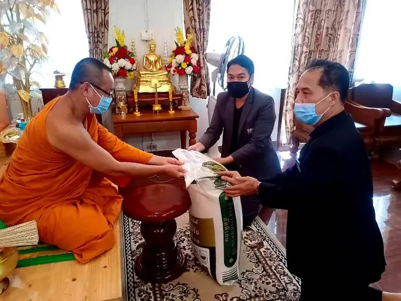 SPUCARE ถวายข้าวสารพระภิกษุสงฆ์วัดบางบัว สู้วิกฤตโควิด-19