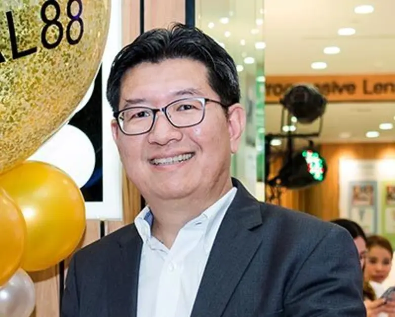 Optical 88 เปิดตัวศูนย์ Family Eye Cere แ...