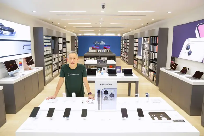 "คอปเปอร์ ไวร์ด" เผยกระแสฟีเวอร์ iPhone13 ลูกค้าแห่จองล้น หนุนบรรยากาศปลายปีคึกคัก ได้อานิสงส์ยอดขายอู้ฟู่ส่งท้ายปี