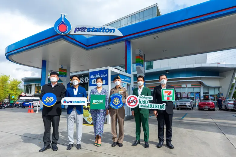 คุณพีระวัฒน์ วชิโรภาสนันท์ ผู้จัดการฝ่ายก...