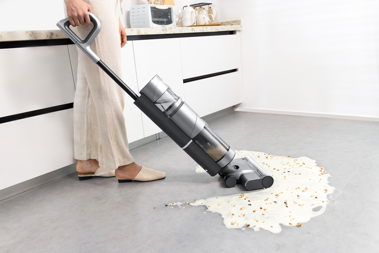 สถานการณ์แพร่ระบาดของโรคติดเชื้อไวรัสโควิ...