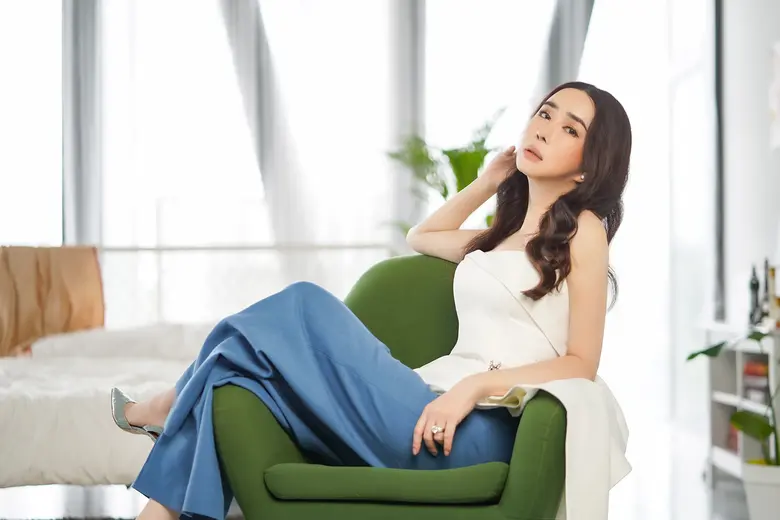 แอน จักรพงษ์ เขย่าวงการไลฟ์ขายของออนไลน์ เปิด JKN Online Outlet ช่วยผู้ประกอบการรายย่อยสร้างรายได้จากฐานแฟนกว่า 13 ล้านฟอลโลเวอร์