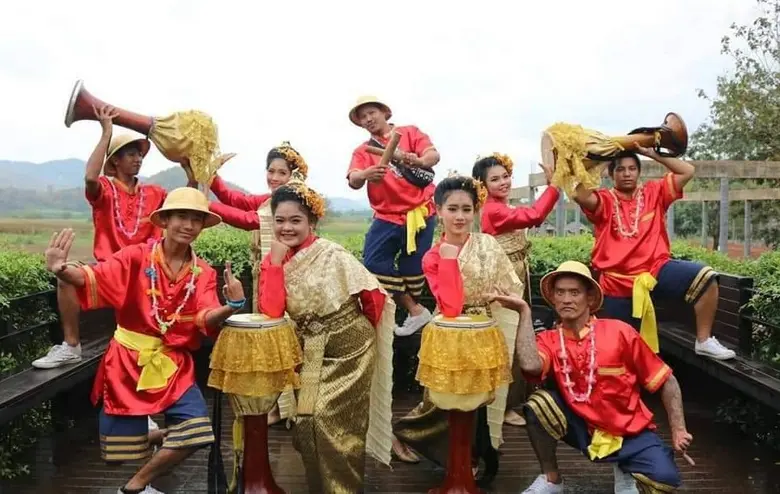 เมกาบางนา ชวนคุณย้อนเวลาสัมผัสความสุขวิถีไทย  ในงาน "เมกา สงกรานต์ สุขีวิถีไทย" ตั้งแต่วันที่ 13 - 17 เมษายน 2565