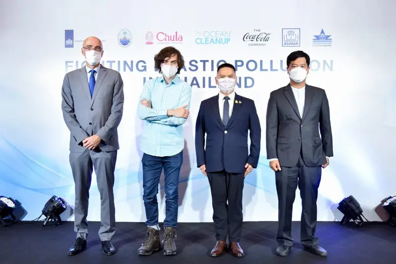 ดร. นณณ์ ผาณิตวงศ์ (ขวาสุด) กรรมการบริหาร...