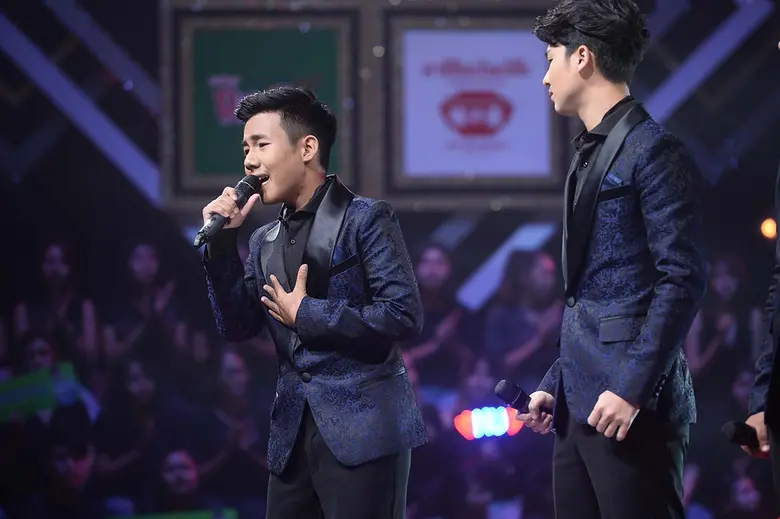 โปรไฟล์ไม่ธรรมดาจริงๆ สำหรับแชมป์ 10 สมัย...