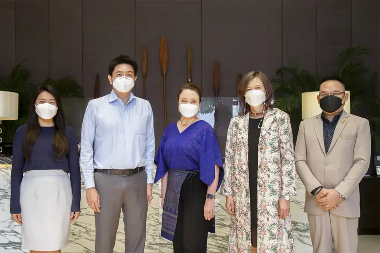 นางมาริสา สุโกศล หนุนภักดี นายกสมาคมโรงแร...