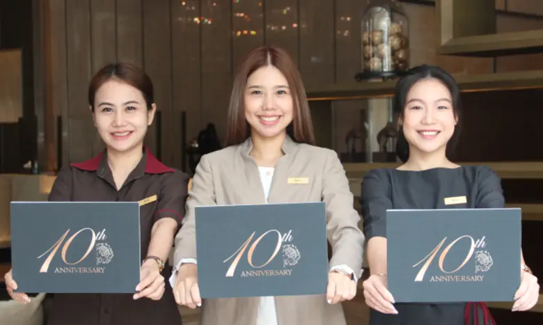 โรงแรมอีสติน แกรนด์ สาทร กรุงเทพฯ เฉลิมฉล...