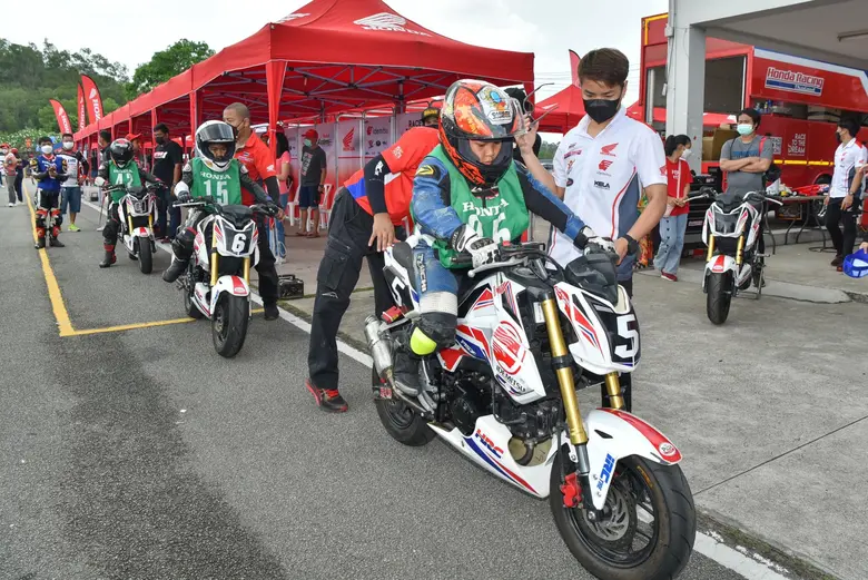 ศึกบิดล่าฝัน "ฮอนด้า อะคาเดมี่" เผยรายชื่อ 8 เยาวชนผ่านรอบออดิชันสนามแรก