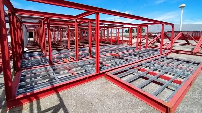 SYS สนับสนุนเหล็กคุณภาพให้สถาบันการศึกษา 2 แห่ง เพื่อเข้าร่วมแข่งขันชิงความเป็นนักทศกรีฑาสถาปัตยกรรมที่เยอรมัน