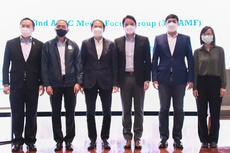 นายวรวัฒน์ พิทยศิริ ประธานเจ้าหน้าที่บริห...