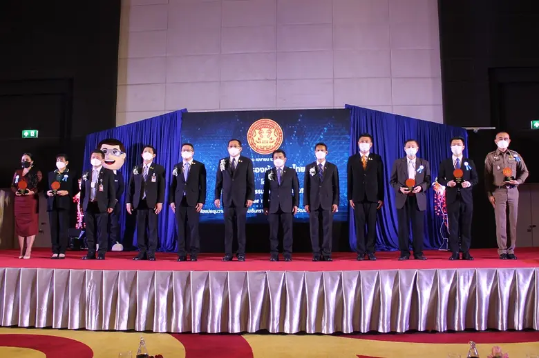 โรงแรมเซ็นทรา บายเซ็นทาราศูนย์ราชการ และคอนเวนชันเซ็นเตอร์ แจ้งวัฒนะ ให้การต้อนรับอนุชา นาคาศัย รัฐมนตรีประจำสำนักนายกรัฐมนตรี