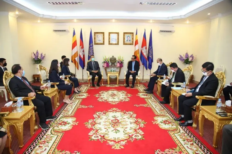 บริษัท เจริญโภคภัณฑ์อาหาร จำกัด (มหาชน) ห...