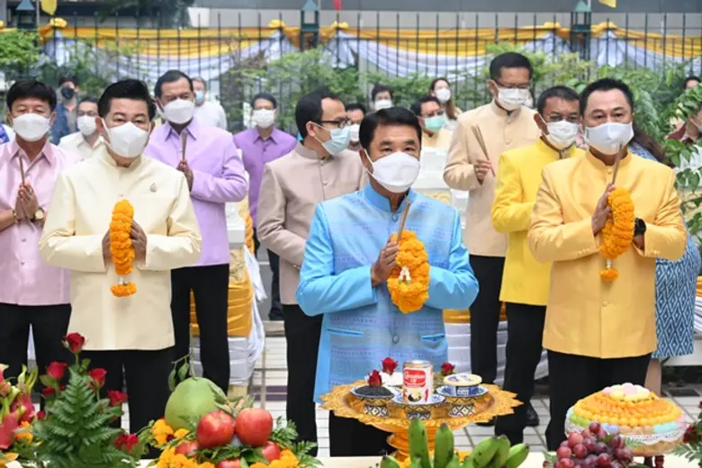 80 ปี กระทรวงอุตสาหกรรม "ปฏิรูปอุตสาหกรรมไทยสู่อุตสาหกรรมยุคใหม่ให้เติบโตอย่างยั่งยืน" ย้ำแผนปี'65 ยกระดับ ผปก.-เพิ่มมูลค่าเศรษฐกิจ- มุ่งสู่องค์กรดิจิทัล