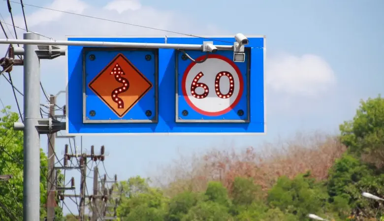 อิมเมจิน ไทยแลนด์ฯ จับมือ สสส.จัดเวทีสาธารณะ                                                   ผนึกกำลังภาคีความปลอดภัยทางถนน  ร่วมแก้ไขปัญหาอุบัติเหตุ ผุดไอเดีย "เป็นหู เป็นตา เพื่อสังคม"