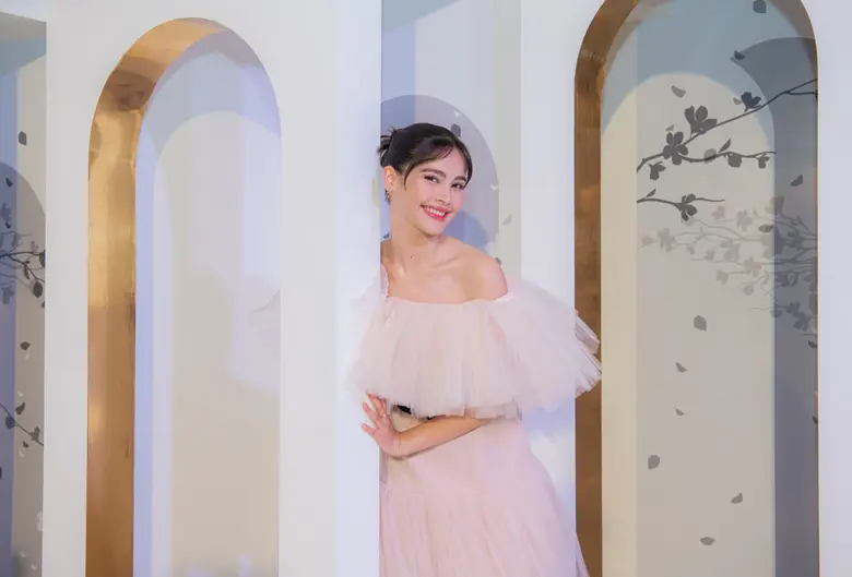 เดอะเฟสช็อป เปิดตัว "ญาญ่า อุรัสยา เสปอร์บันด์" พรีเซนเตอร์ดินสอเขียนคิ้วใหม่ล่าสุดส่งตรงจากเกาหลี