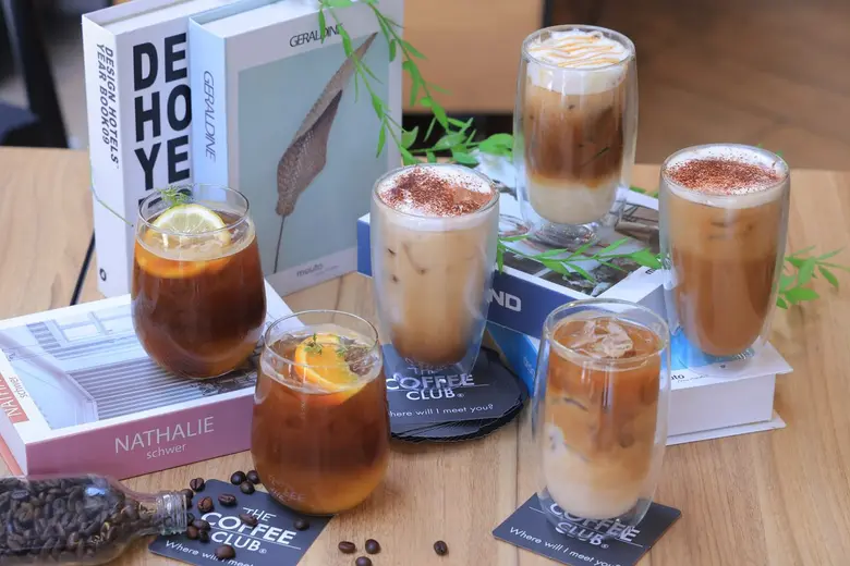 เดอะ คอฟฟี่ คลับ (The Coffee Club) โชว์กา...
