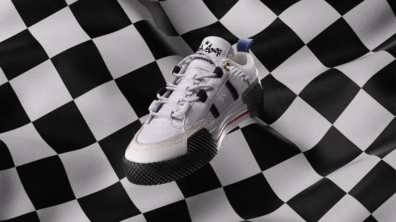 Converse และ Jasper ได้ออกแบบการผสมผสานขอ...