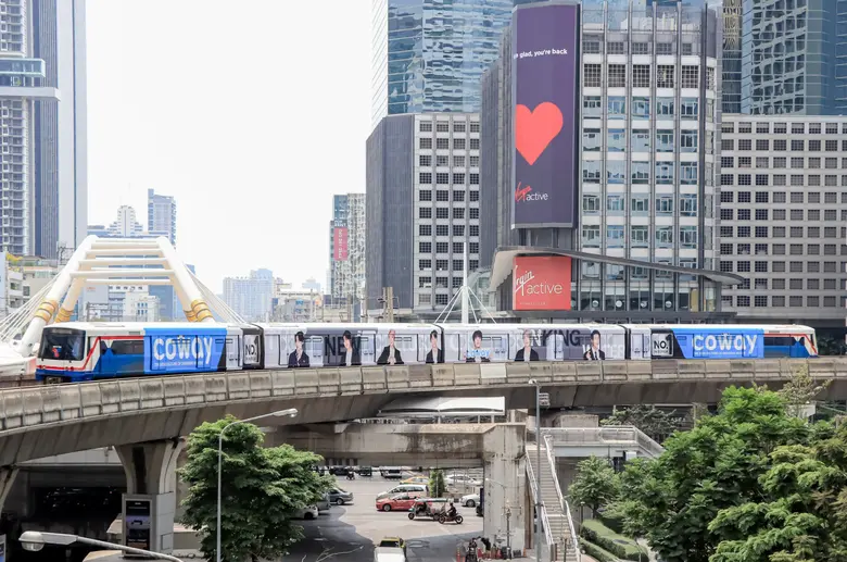 หลังประสบความสำเร็จอย่างยิ่งใหญ่กับการเปิ...