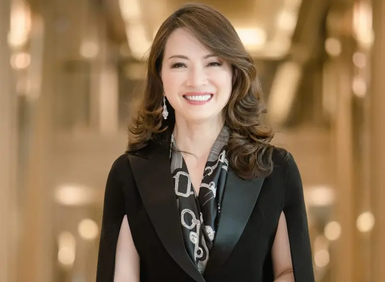 บมจ. ดับบลิวเอชเอ คอร์ปอเรชั่น หรือ " WHA Group " ป...