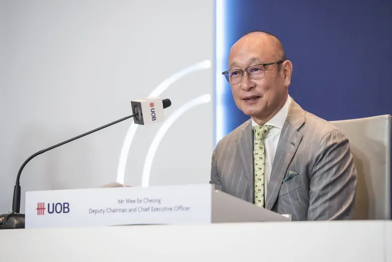 กลุ่มธนาคารยูโอบีประกาศผลกำไรสุทธิไตรมาสแ...