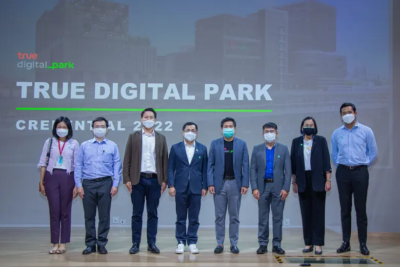 โชว์ผู้นำนวัตกรรมเทคโนโลยีดิจิทัล…กลุ่มทร...