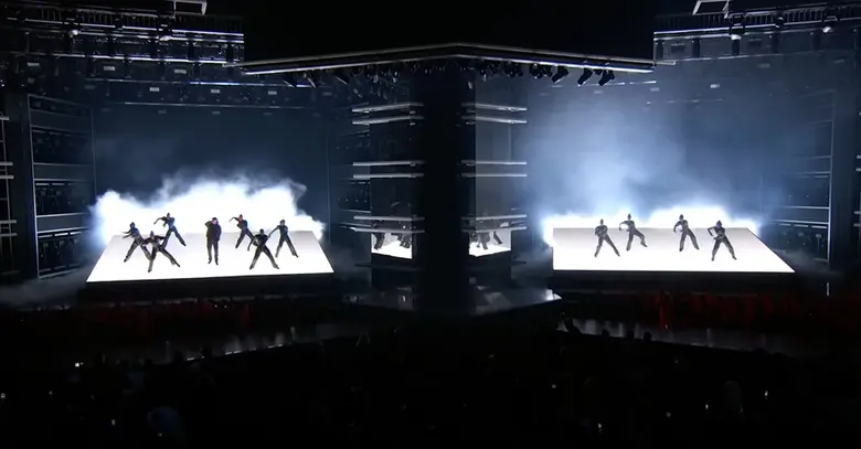 "DIDDY" เจ้าพ่อเพลงแรป และโปรดิวเซอร์มือทอง เซอร์ไพรส์โชว์เพลงใหม่ 'Gotta Move On' บนเวที Billboard Music Awards เมื่อคืนที่ผ่านมา