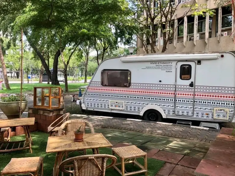 นับเป็นเวลาเกือบครึ่งทศวรรษแล้วที่ "กลุ่ม...