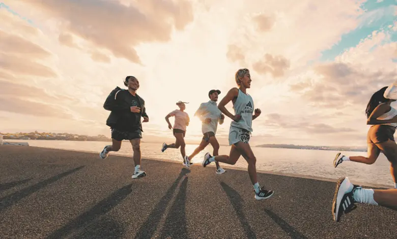 อาดิดาส และ พาร์ลีย์ ร่วมเฉลิมฉลองวันมหาส...