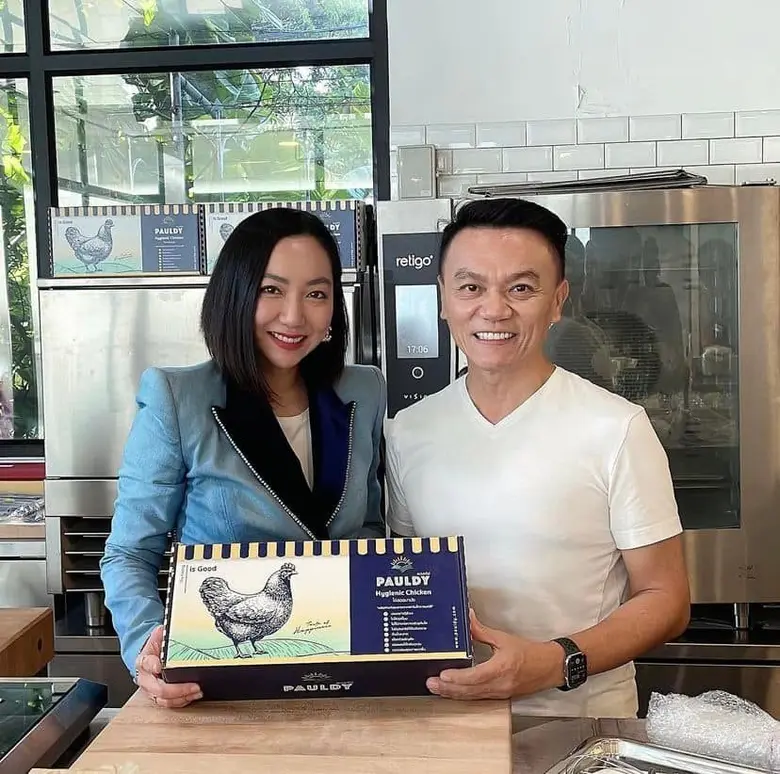 เป็นสาวสวยคนเก่งอีกคน ที่ น้อยครั้งจะเห็น...