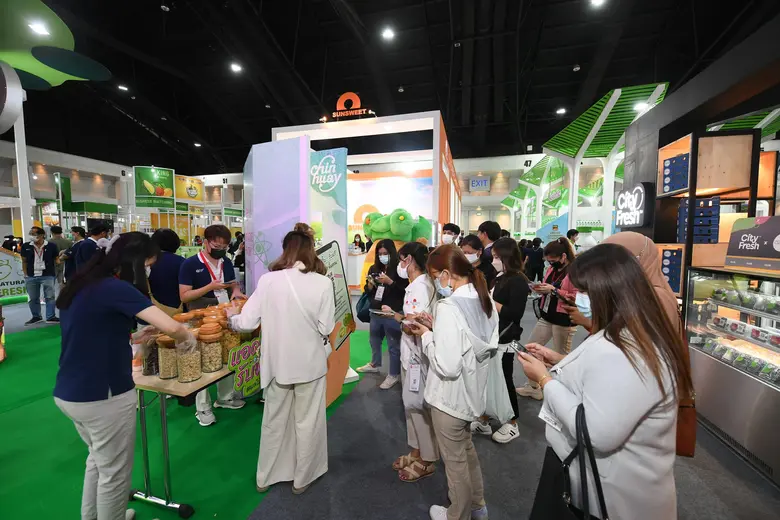 CH จัดทัพสินค้า INNOVATIVE HEALTHY FOOD โชว์ในงาน THAIFEX 2022 พร้อมเปิดตัว "แพลนต์เบส-ผลไม้อบแห้งผสมจุลินทรีย์โพรไบโอติก"