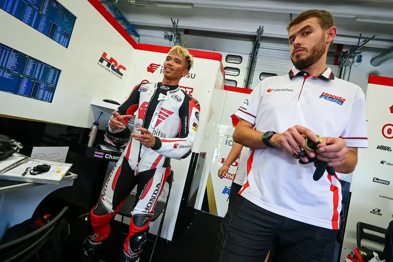 "ก้อง-สมเกียรติ" งานสุดท้าทายสตาร์ตแถว 8 โมโตทู "นาคากามิ" คว้ากริดที่ 8 โมโตจีพี มูเจลโล