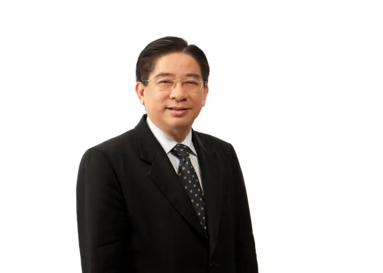 นายปิยะวัฒน์ ฐิตะสัทธาวรกุล รองประธานกรรม...