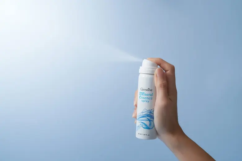 สเปรย์น้ำแร่ ไอเทมเด็ด..เพิ่มความเฟรชให้ผิวสวยตลอดวัน