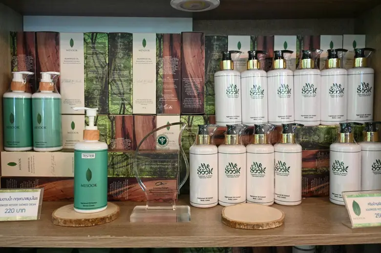 ก.อุตฯ ลงพื้นที่เยี่ยมชมความสำเร็จ "วิสาหกิจชุมชนฯผลิตไม้กฤษณา ต้นแบบหมู่บ้าน CIV ประแส"จ.ระยอง