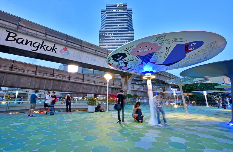 ONESIAM ลานเชื่อมแยกปทุมวัน ออกแบบด้วยแนวคิดอารยสถาปัตย์ (Universal Design) เพื่อการเข้าถึงอย่างสะดวกสบาย ตอบโจทย์ทุกการใช้ชีวิต