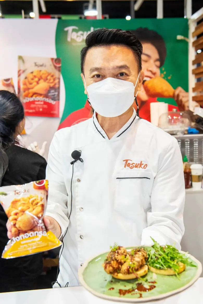 UBE Group นำ เชฟเอียน โชว์ทำอาหารจากแป้งทอดกรอบ "Tasuko" ในงาน THAIFEX 2022