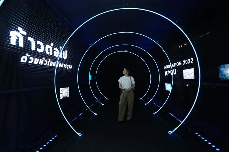 เปิดให้เข้าชมอย่างเป็นทางการ และได้รับกระ...