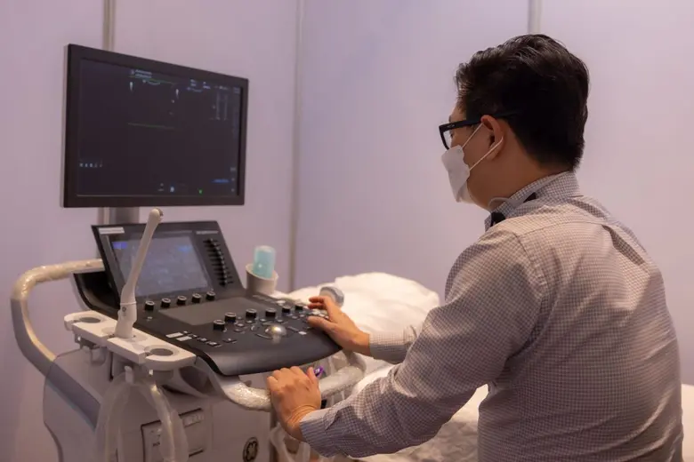 ราชวิทยาลัยจุฬาภรณ์ จัดแคมเปญส่งสารรณรงค์สร้างการตระหนักรู้แก่สตรีไทย #ปวดท้องน้อยอย่าปล่อยผ่าน สัญญาณเตือนโรคเยื่อบุโพรงมดลูกเจริญผิดที่หรือช็อคโกแลตซีสต์