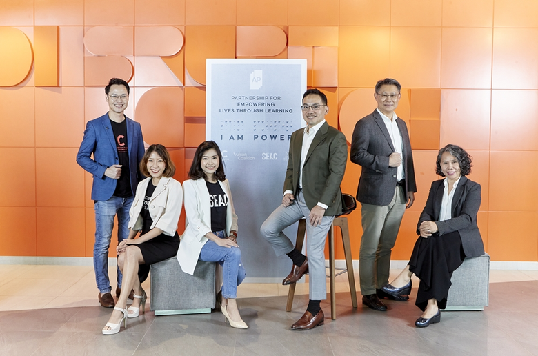 นายวิทการ จันทวิมล รองกรรมการผู้อำนวยการ ...