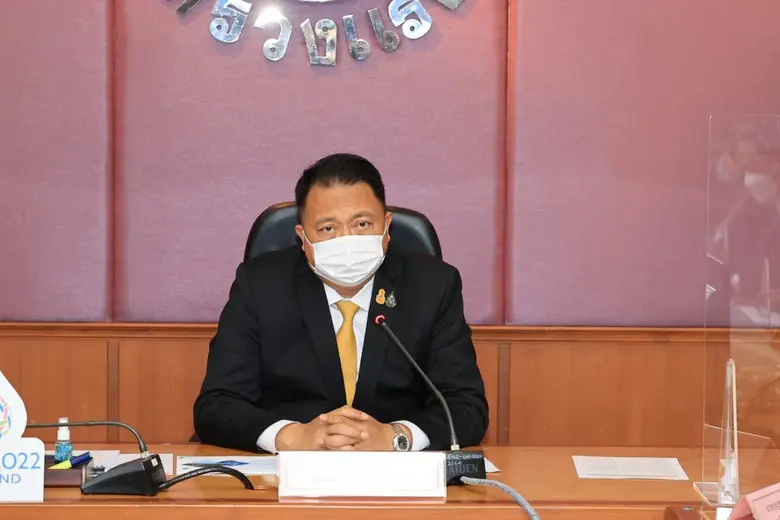 นายสุชาติ ชมกลิ่น รัฐมนตรีว่าการกระทรวงแร...