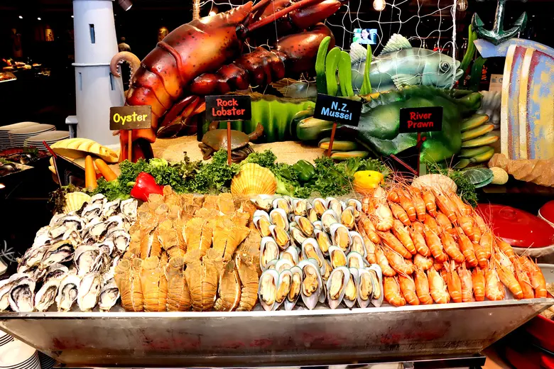 ดิเอมเมอรัลด์ ค็อฟฟี่ช็อพ โรงแรม ดิ เอมเม...