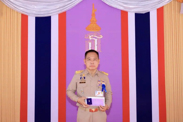 นายประทีป ทรงลำยอง อธิบดีกรมพัฒนาฝีมือแรง...