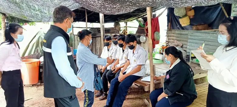 สนพ.หนองคาย ลงพื้นที่เยี่ยมบ้านผู้เข้ารับการฝึก โครงการเพิ่มทักษะด้านอาชีพแก่นักเรียนที่ไม่ได้เรียนต่อ หลังจบการศึกษาภาคบังคับ