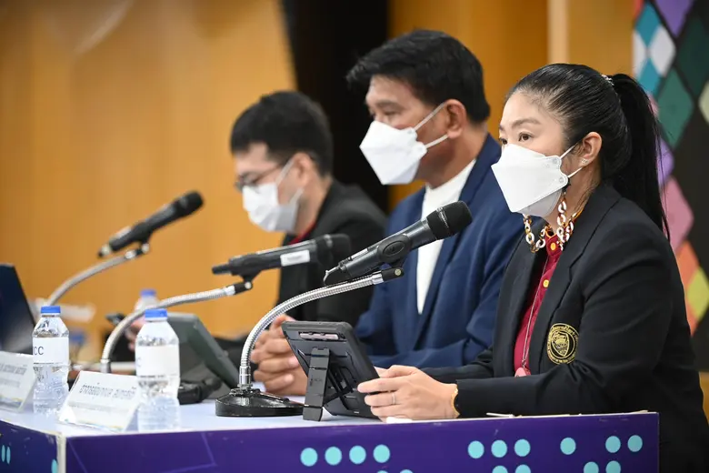 ม.หอการค้าไทย แถลงข่าวผลสำรวจดัขนีความเชื่อมั่นผู้บริโภคประจำเดือนพฤษภาคม 2565