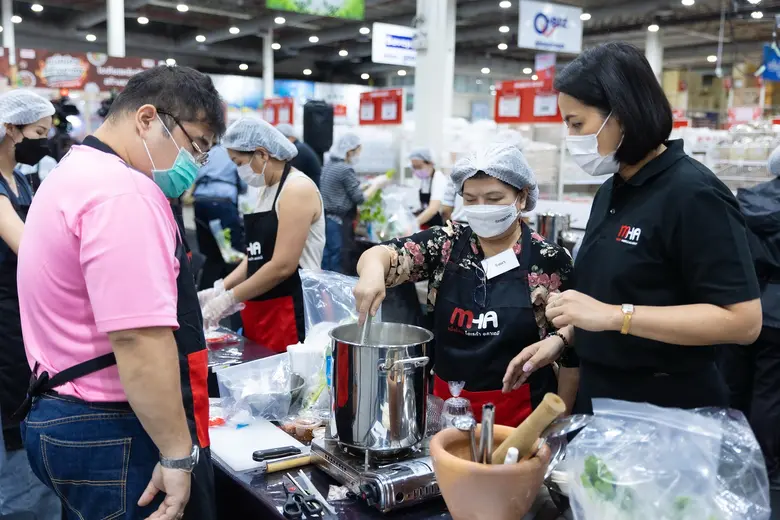 แม็คโคร ผนึกกำลัง กรมพัฒนาธุรกิจการค้า - สมาคมเชฟประเทศไทย "ติดปีกร้านอาหาร" สนับสนุนธุรกิจรายย่อย